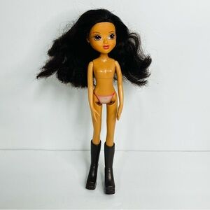 moxie girlz doll sophina art-titude series pop off feet mga